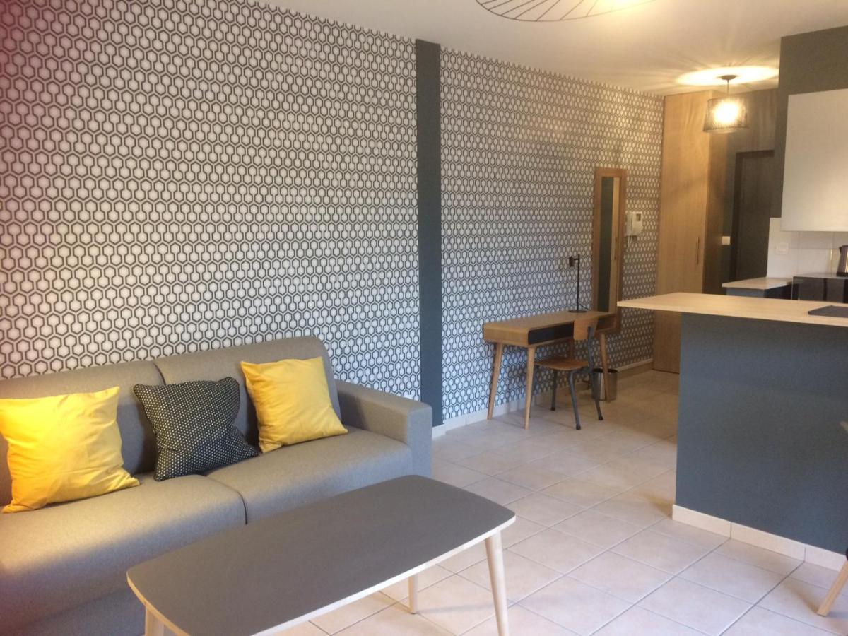 Isabeau Appt 2.5 Apartment Cambrai Exterior photo