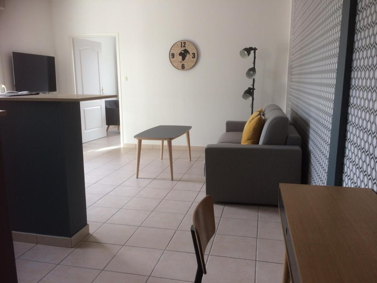 Isabeau Appt 2.5 Apartment Cambrai Exterior photo